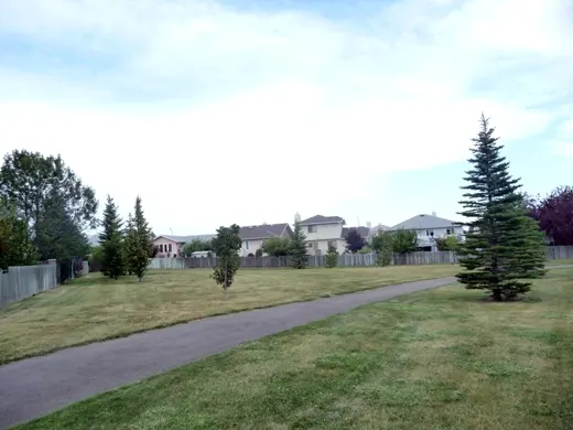 Heritage Place Park East and West Heritage Close Park